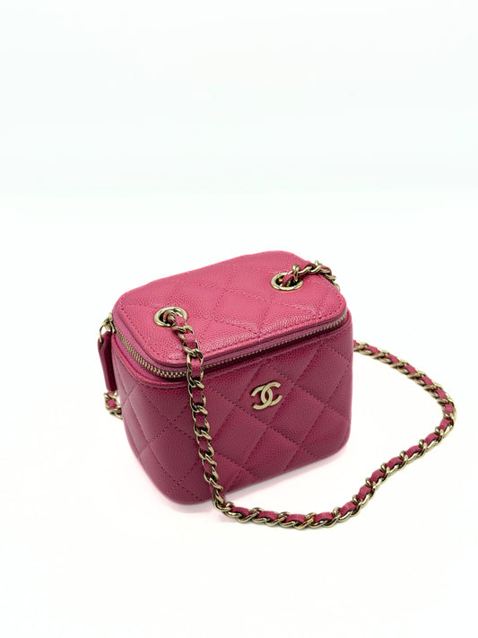 CHANEL | Mini Vanity Case with Chain