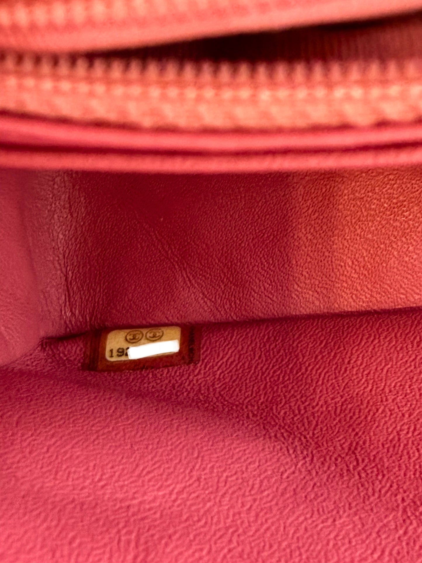 CHANEL | Limited Edition Medium Valentine Charm Single Flap Bag