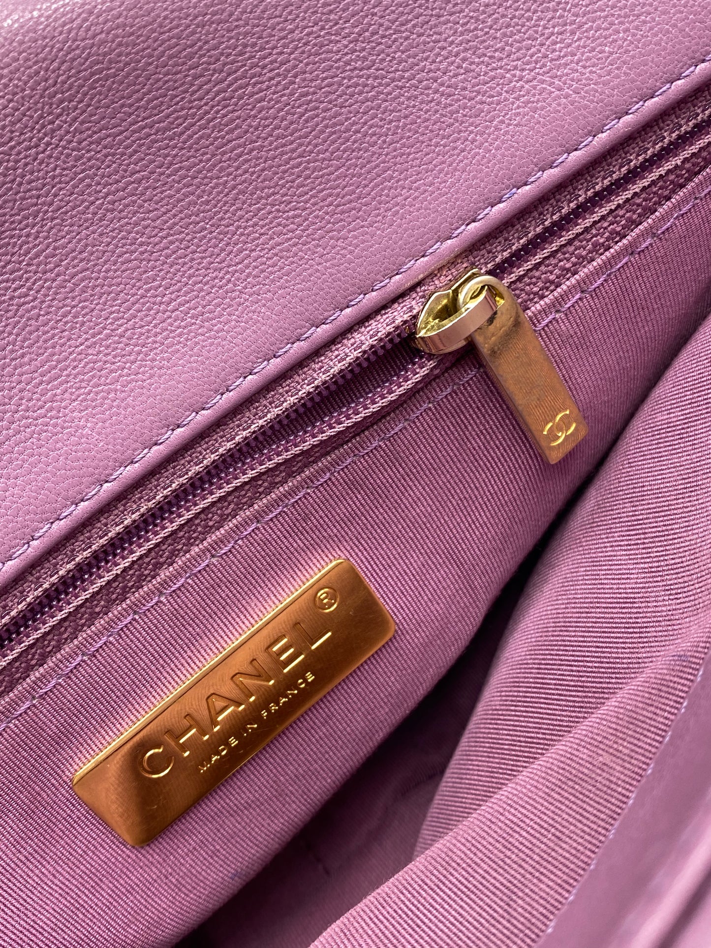 CHANEL | 19 Large Violet