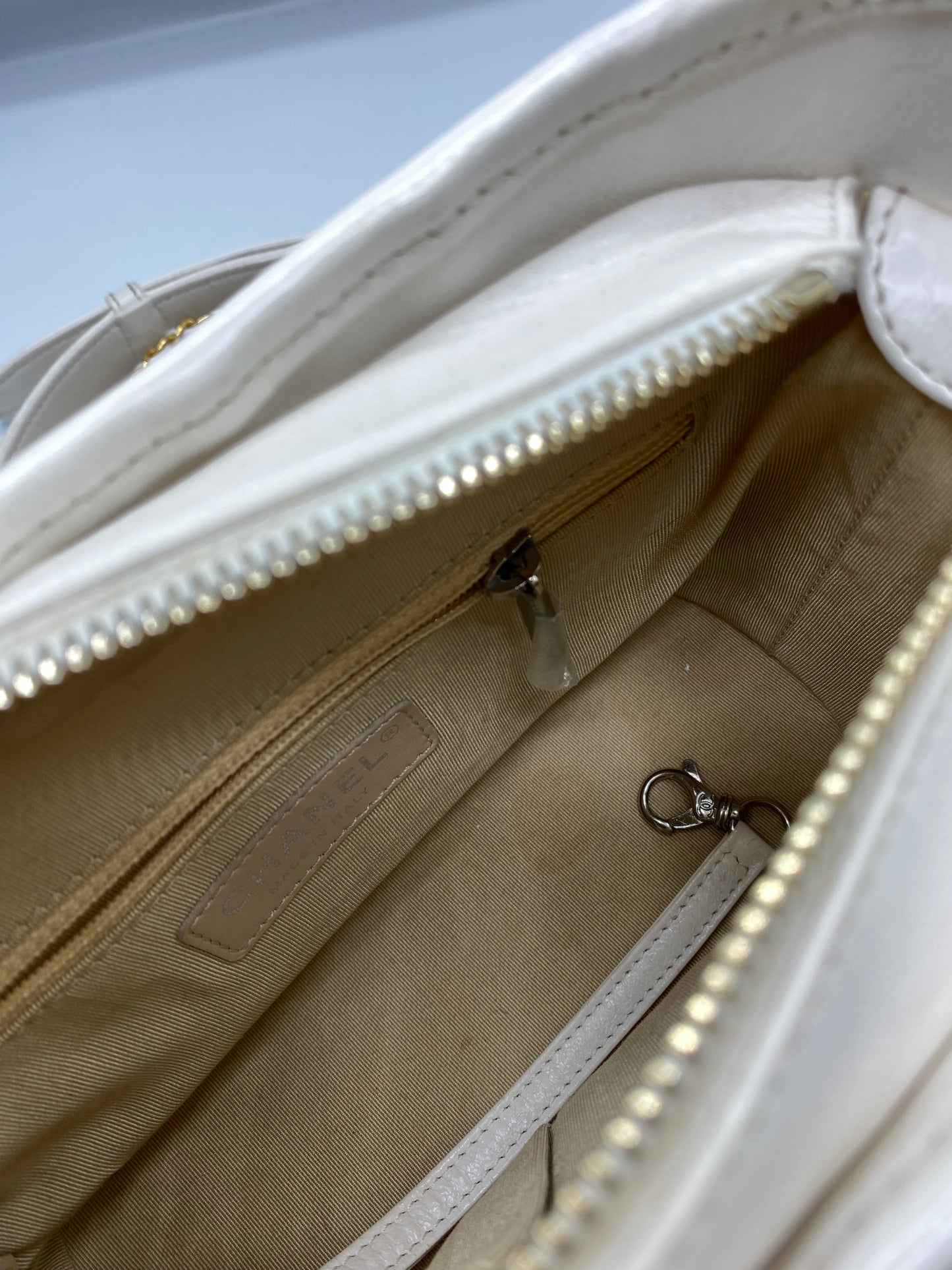 CHANEL | Gabrielle Bag in Vimini