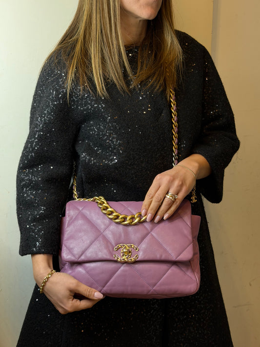CHANEL | 19 Large Violet