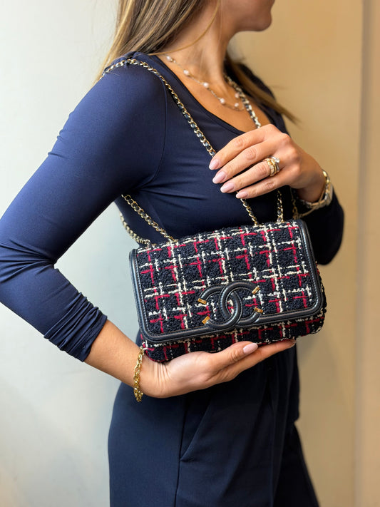 CHANEL | Filigree in Multicolor Tweed
