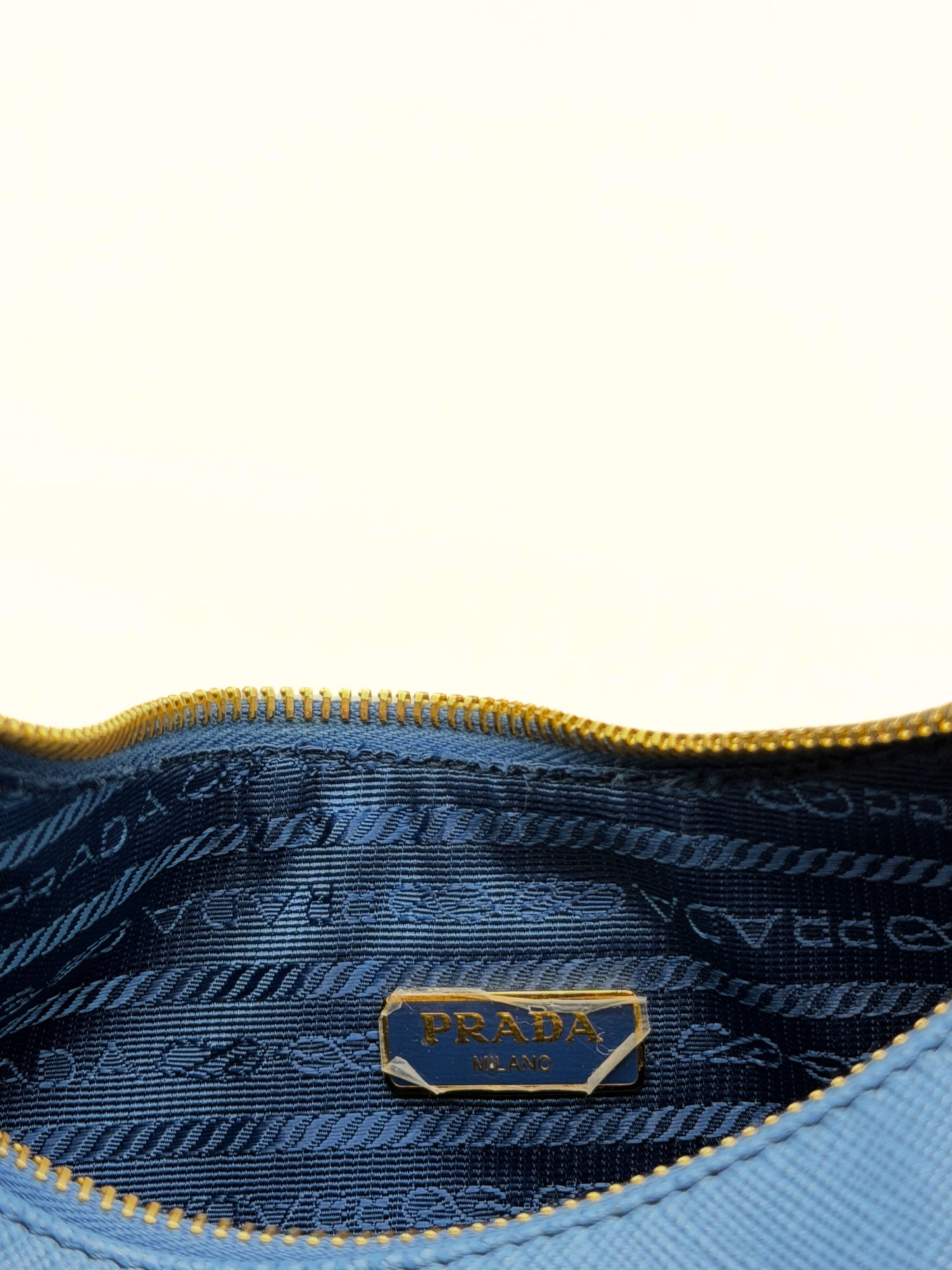 PRADA | Re-Edition 2000 in Saffiano