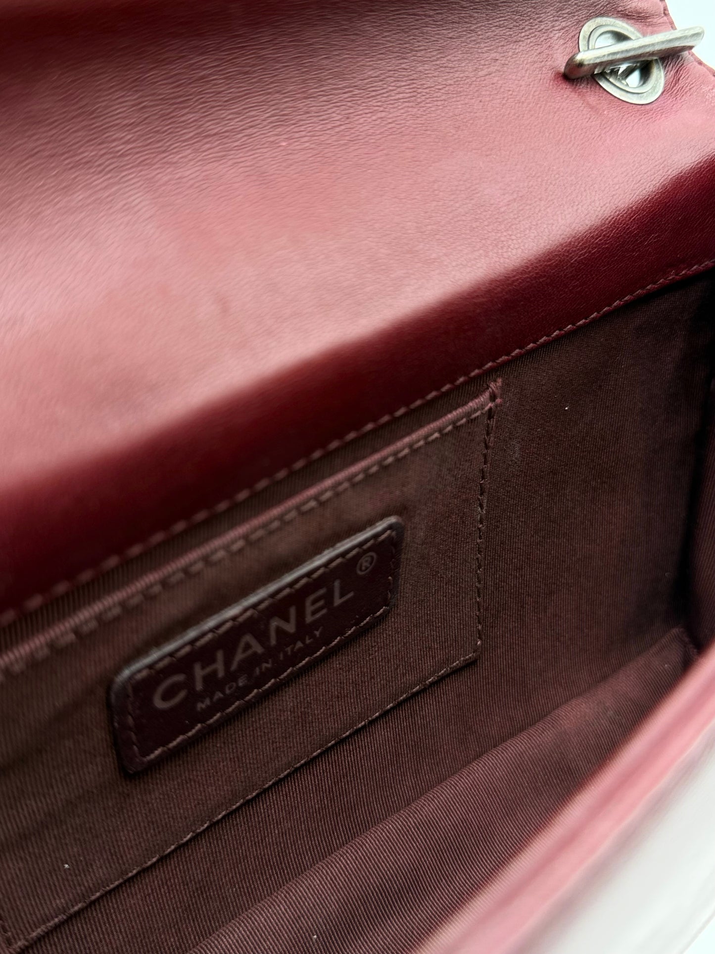 CHANEL | Boy Brick Horizontal Flap Bag - Burgundy