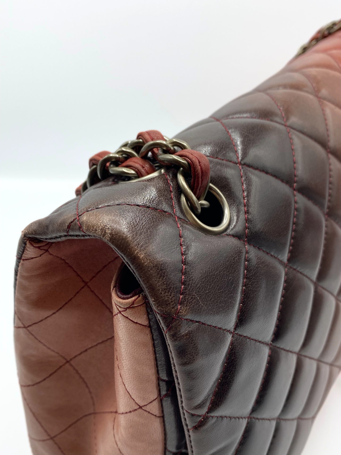 CHANEL | Maxi Jumbo Single Flap Ombre Degradé