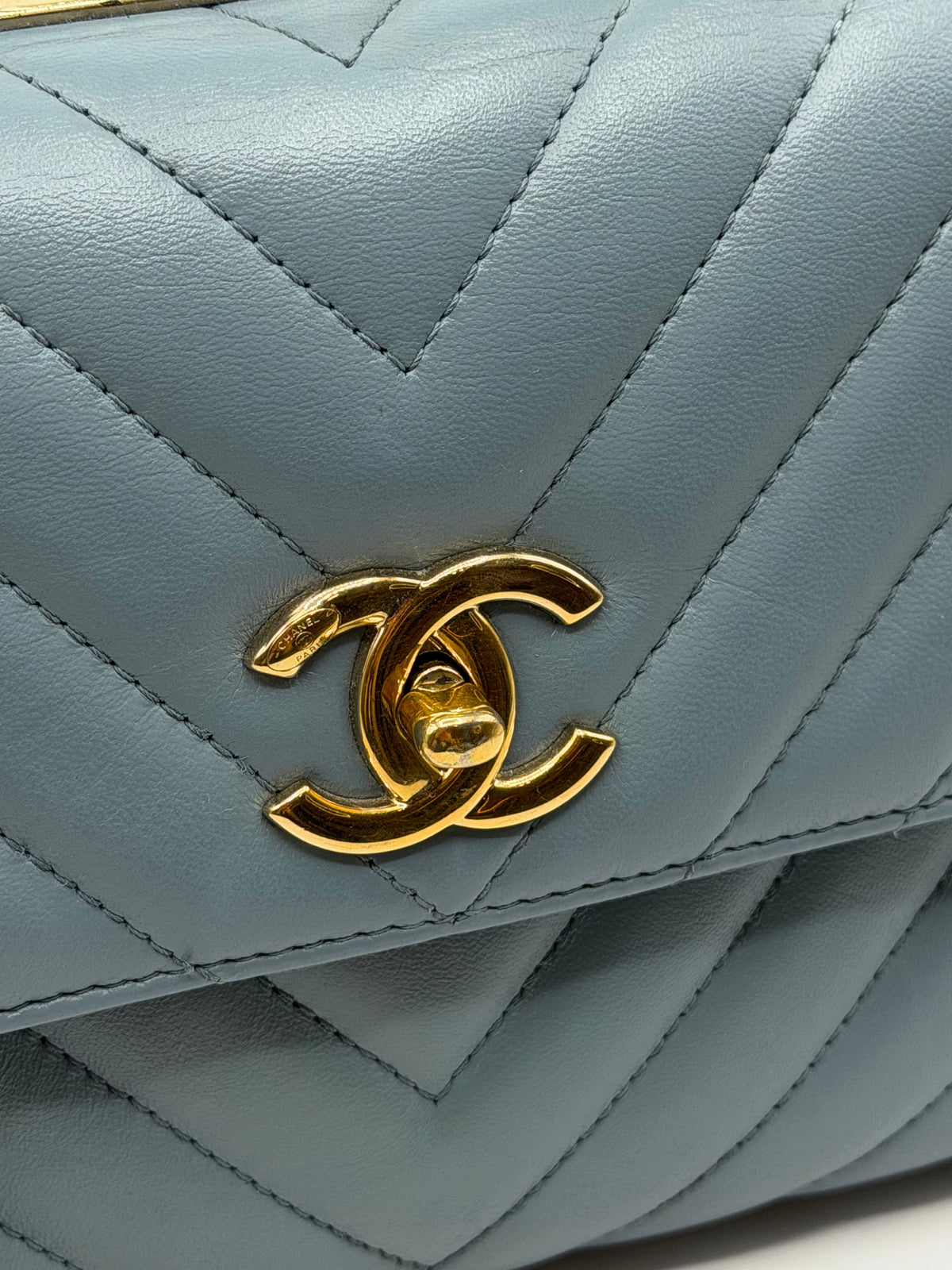 CHANEL| Chevron Trendy CC Top Handle Bag