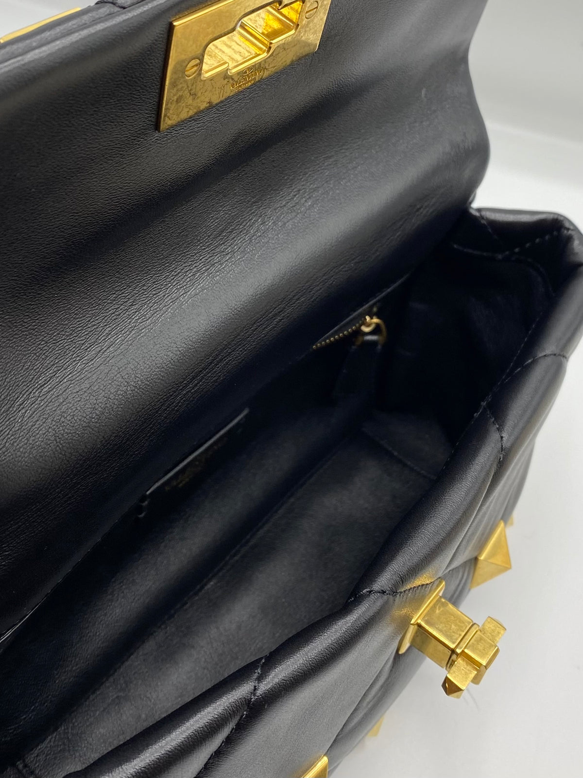 VALENTINO | Medium Black Bag Roman Stud In Nappa Leather