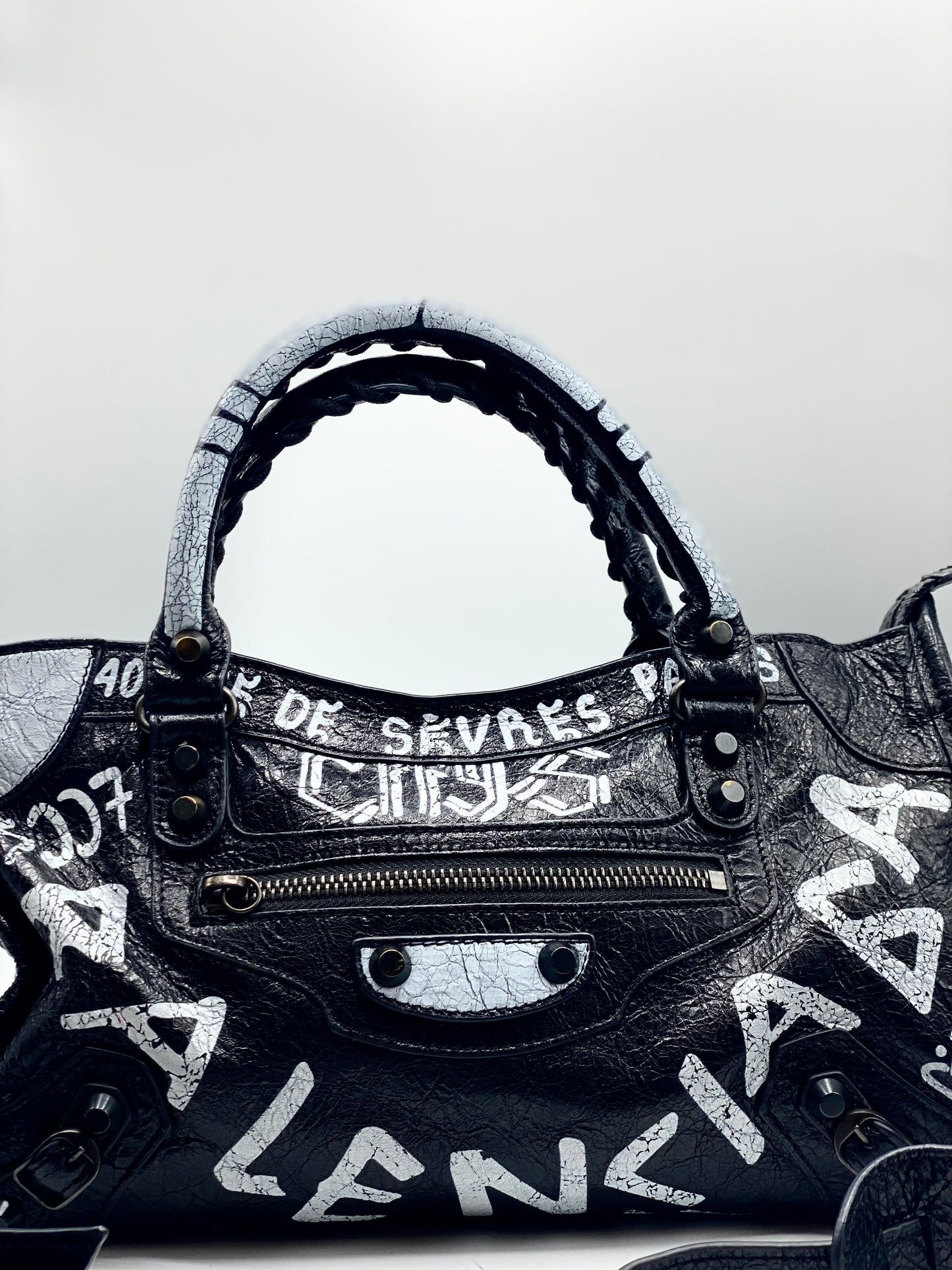 BALENCIAGA | Le City Graffiti Limited Edition