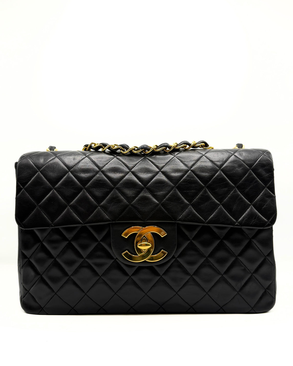 CHANEL | Maxi Logo Black Vintage
