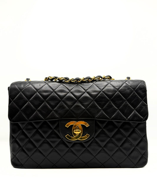 CHANEL | Maxi Logo Black Vintage
