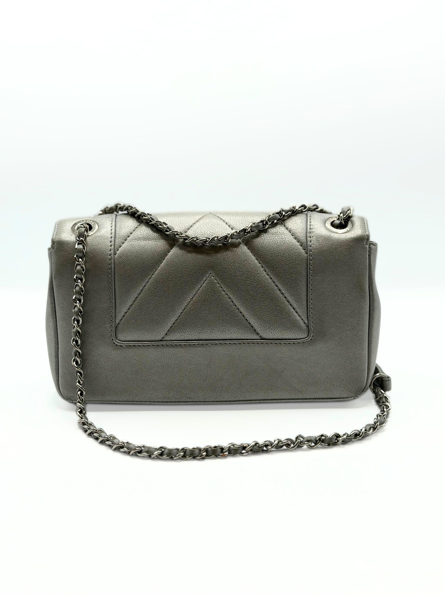 CHANEL | Mademoiselle Chevron Flap Bag