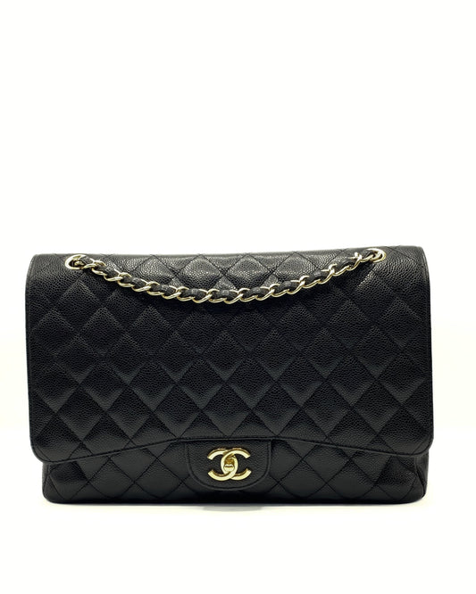 CHANEL | Maxi Jumbo Black Caviar