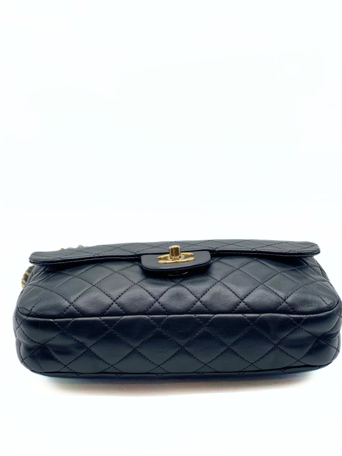 CHANEL | Cruise Flap Limited Edition