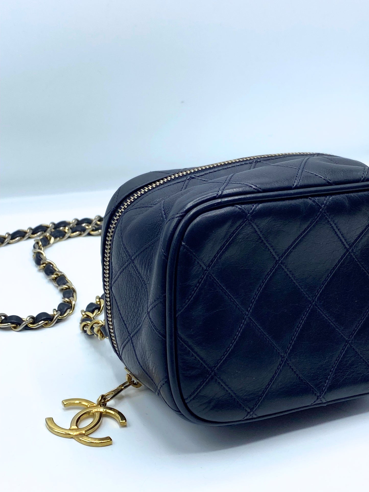 CHANEL | Mini Vanity Vintage Blue