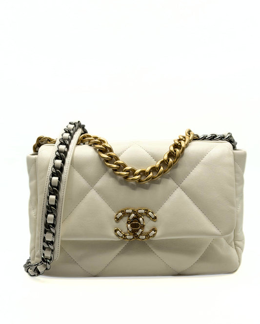 CHANEL | 19 Flap Bag Medium – White