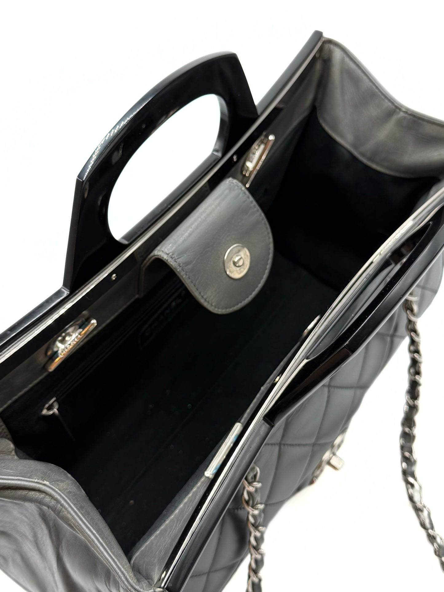 CHANEL | Delivery Tote Metallic Grey Bag