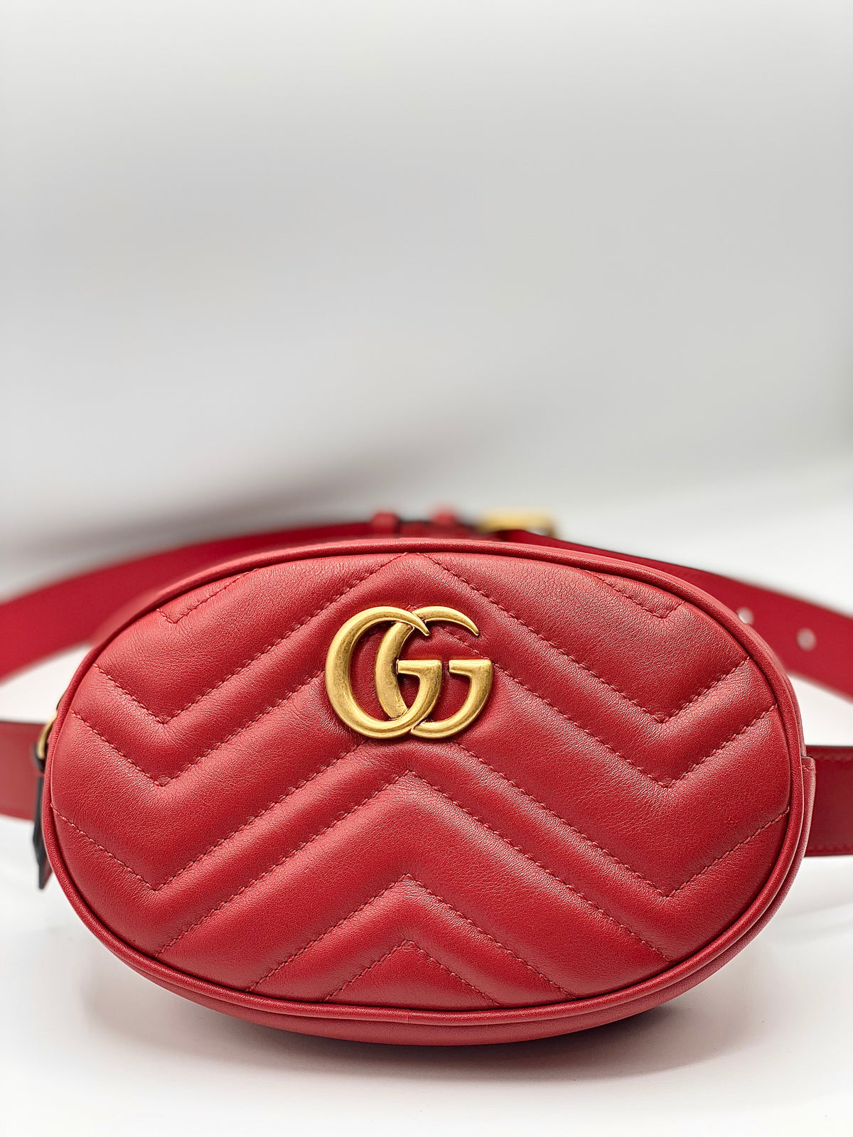 GUCCI | Marmont Red Belt Bag