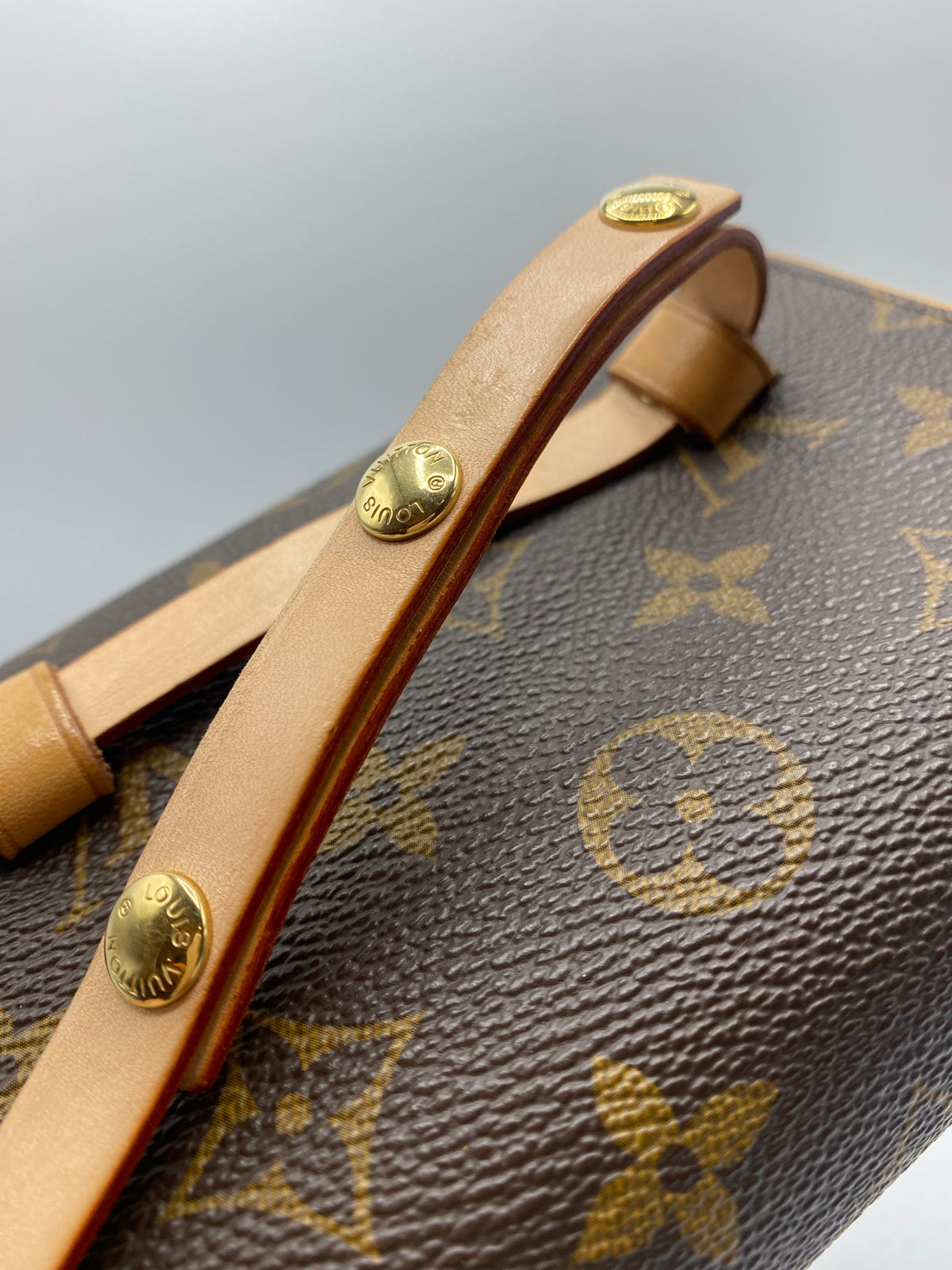 LOUIS VUITTON | Florentine Monogram Pochette Bum Bag