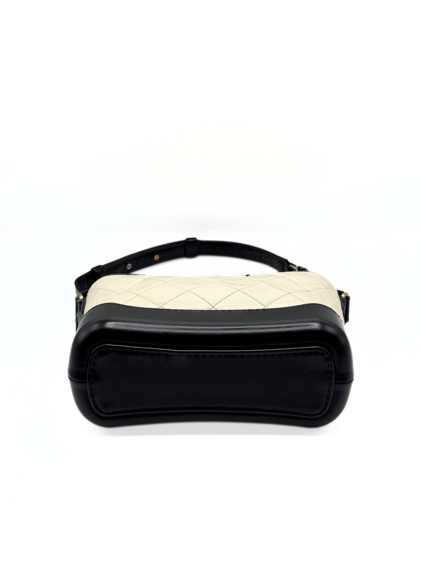 CHANEL | Gabrielle Small Hobo Bag in Black & White