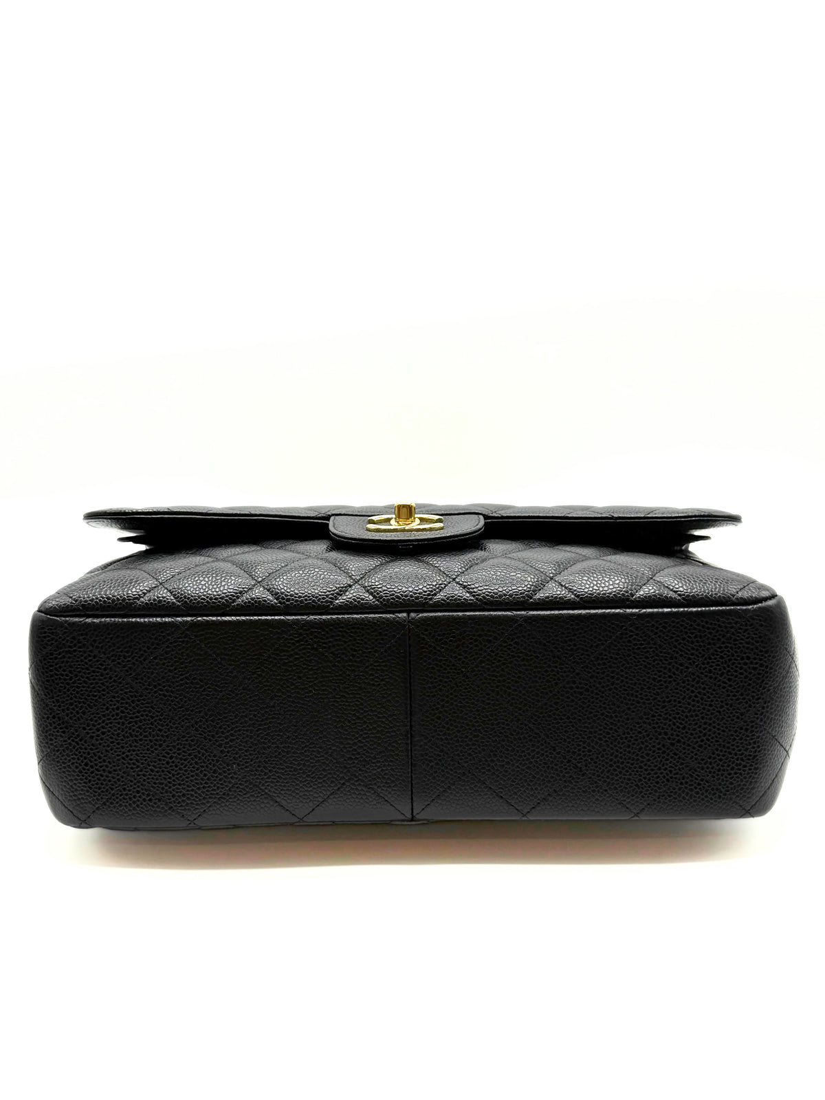 CHANEL | Jumbo Double Flap in Black Caviar