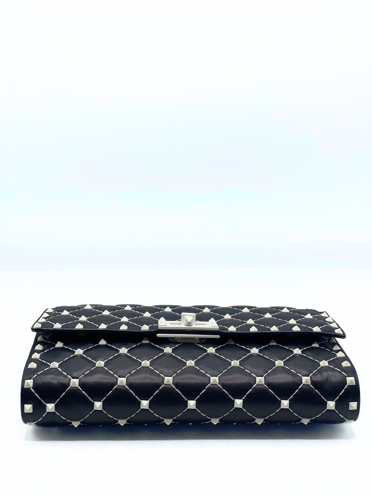 VALENTINO | Rockstud Wallet On Chain