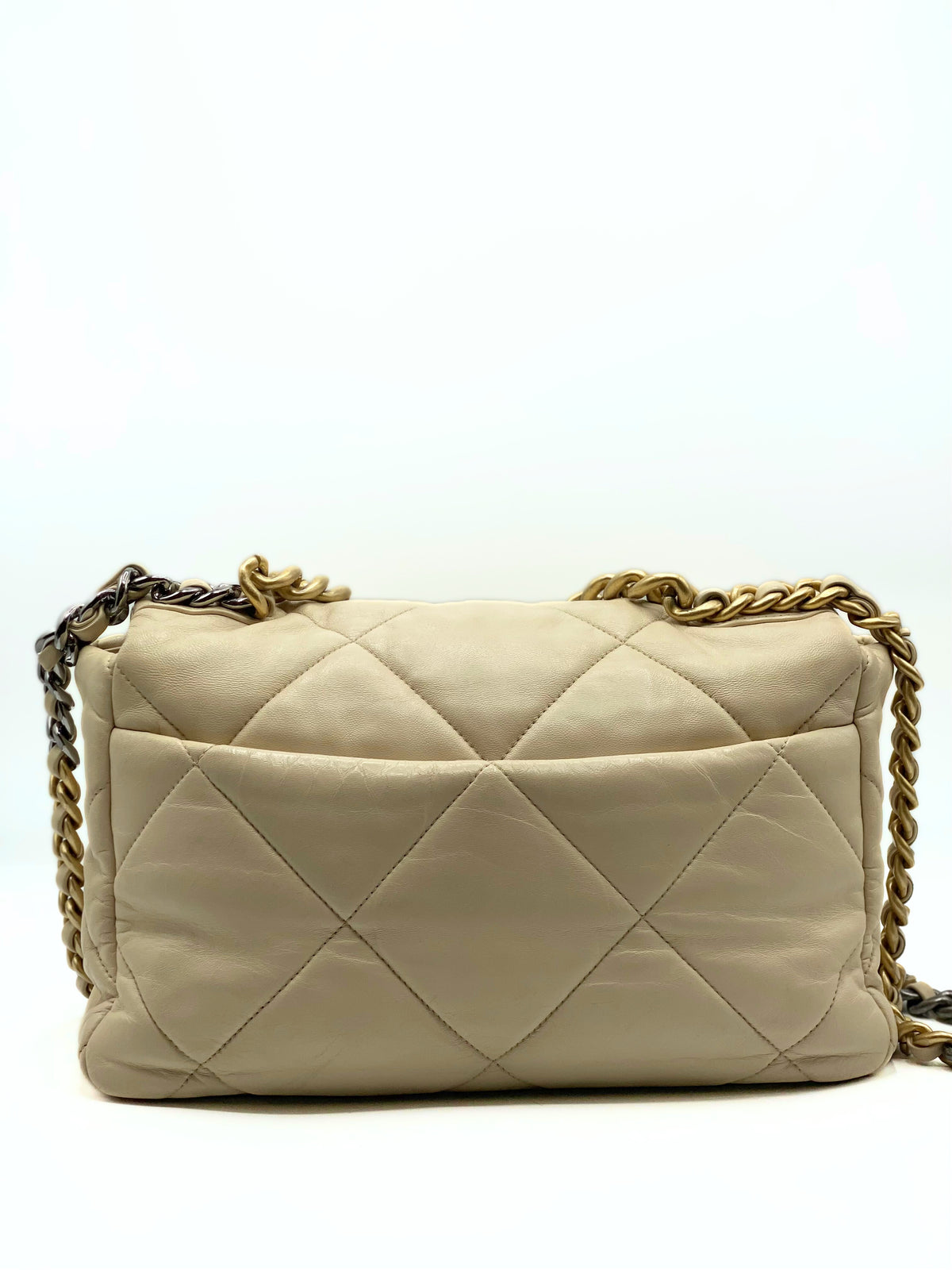 CHANEL | 19 Beige Bag