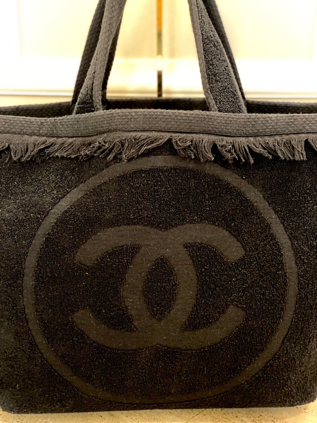 CHANEL | BLACK BEACH BAG & TOWEL