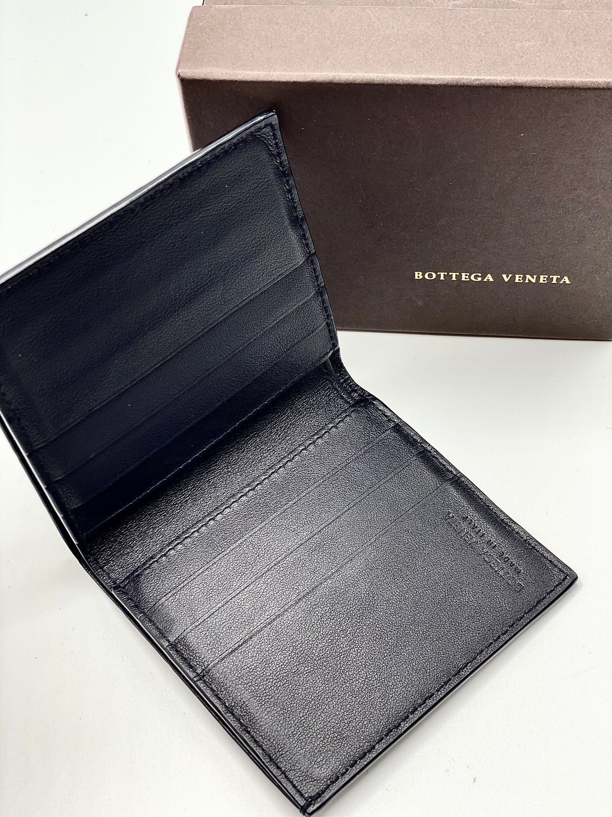 BOTTEGA VENETA | Men's Navy Blue Bifold Wallet