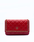 CHANEL | Chain Round Wallet On Chain