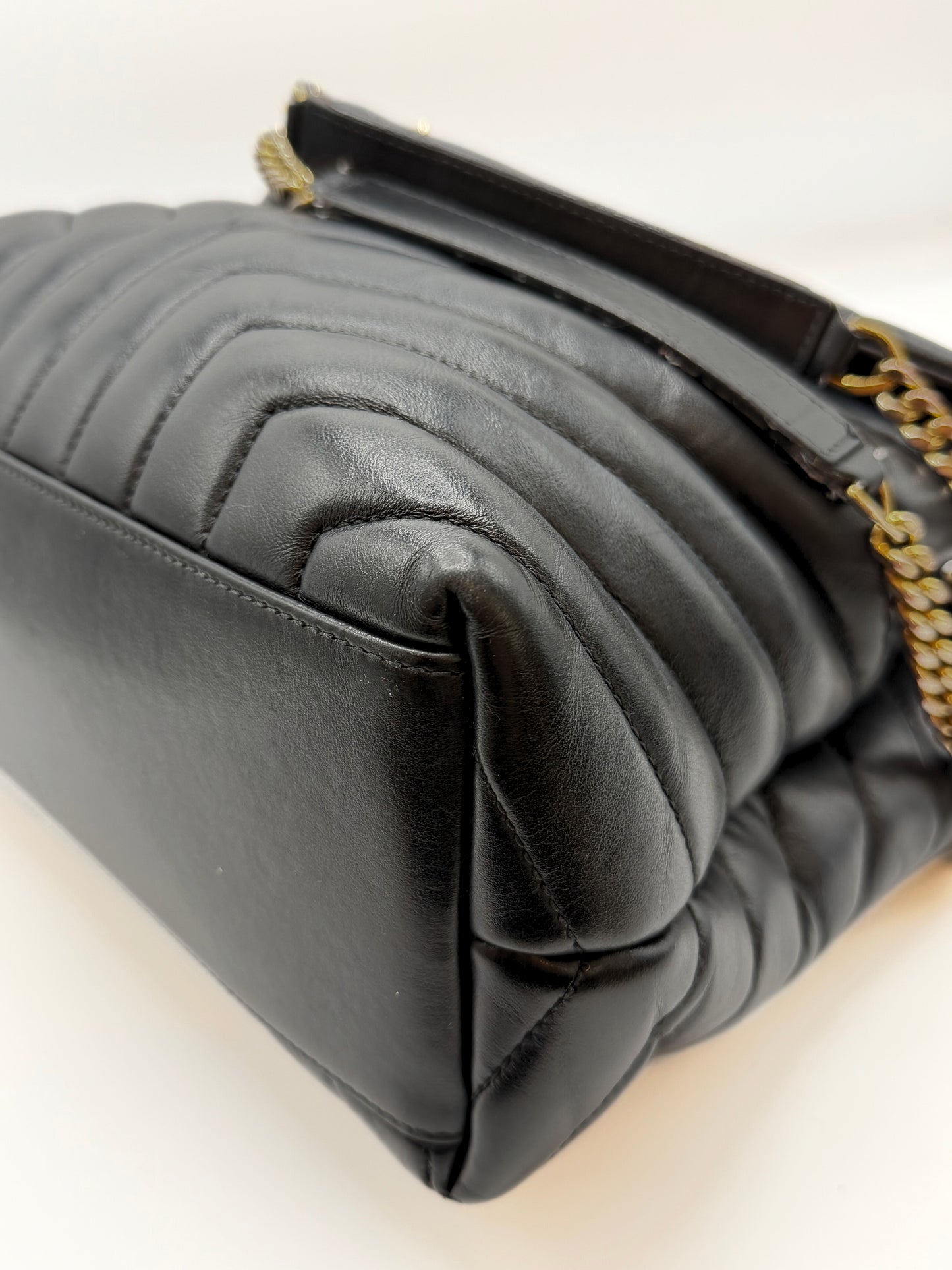 SAINT LAURENT | Loulou Medium Bag