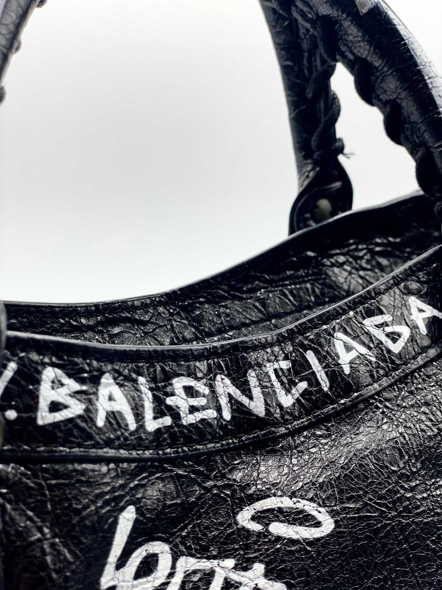 BALENCIAGA | Le City Graffiti Limited Edition