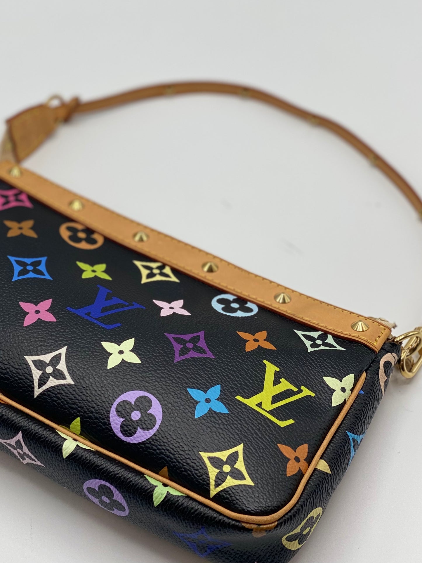 LOUIS VUITTON | Takashi Murakami Pochette Accessoires