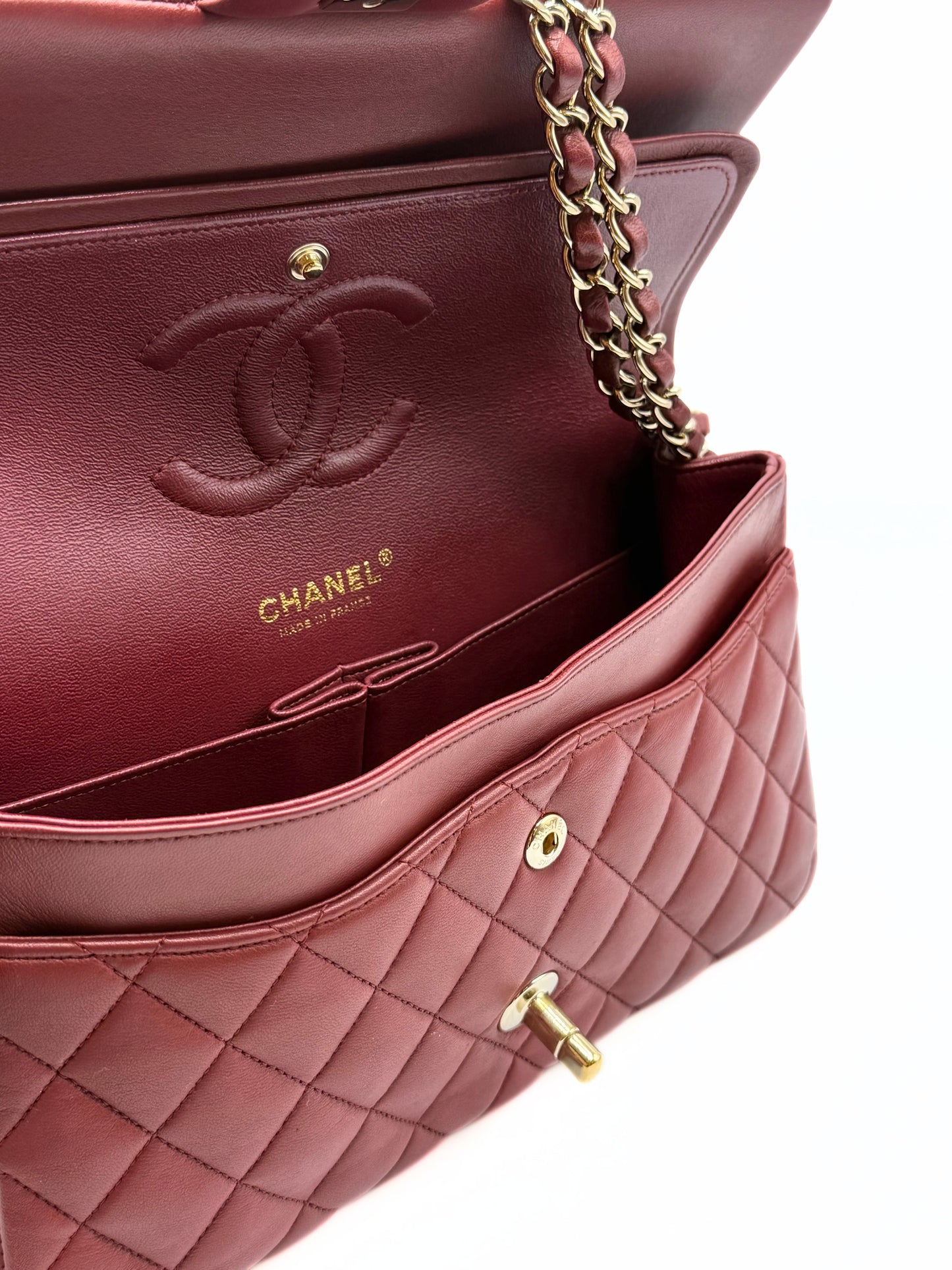 CHANEL | Classic Medium Double Flap Burgundy