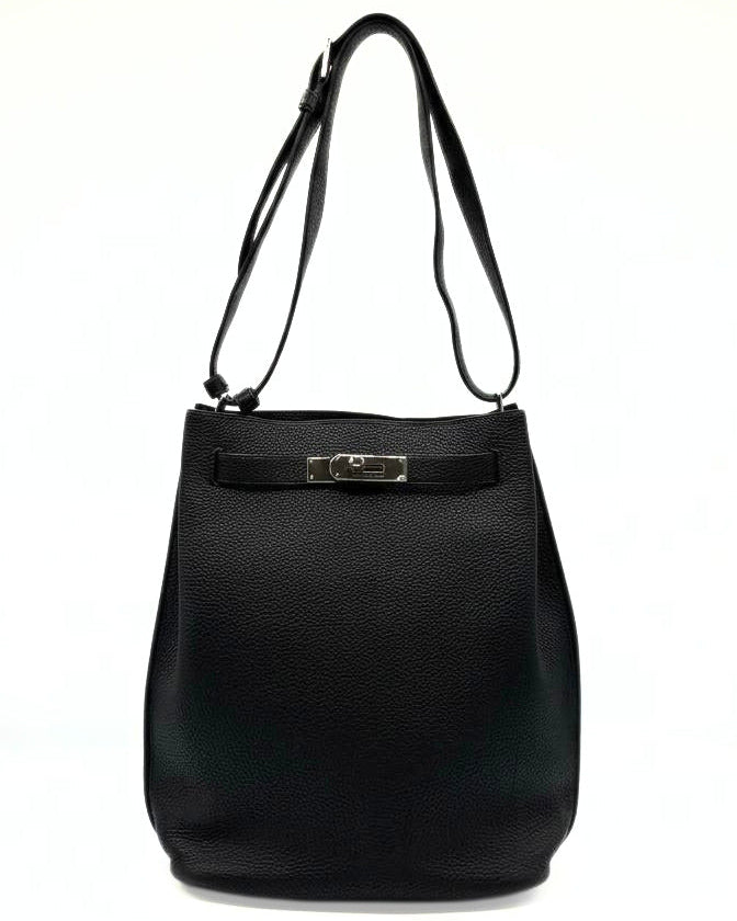 HERMES | So Kelly 22 Bucket Bag