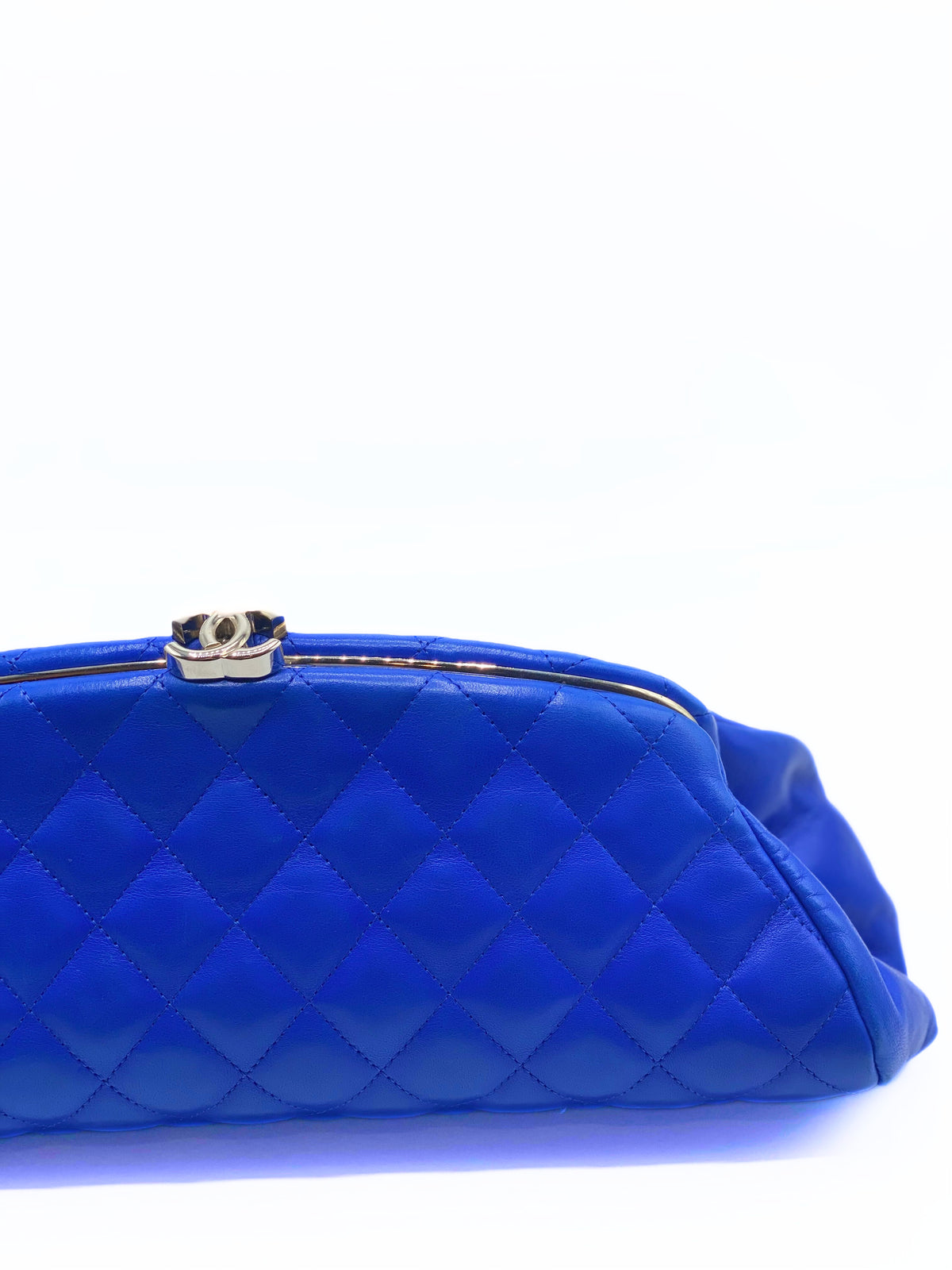 CHANEL | Mademoiselle Diamond Clutch