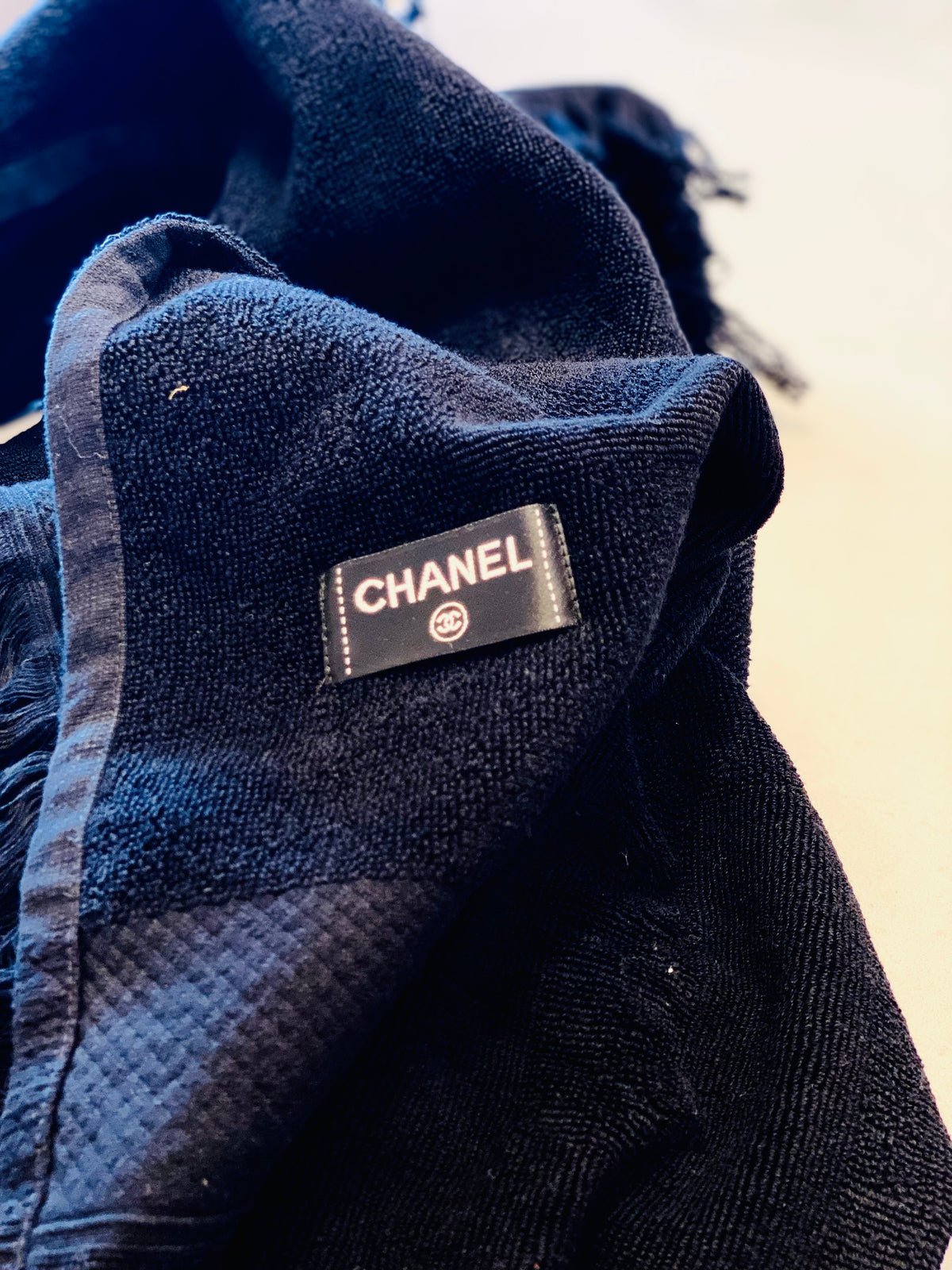 CHANEL | BLACK BEACH BAG & TOWEL