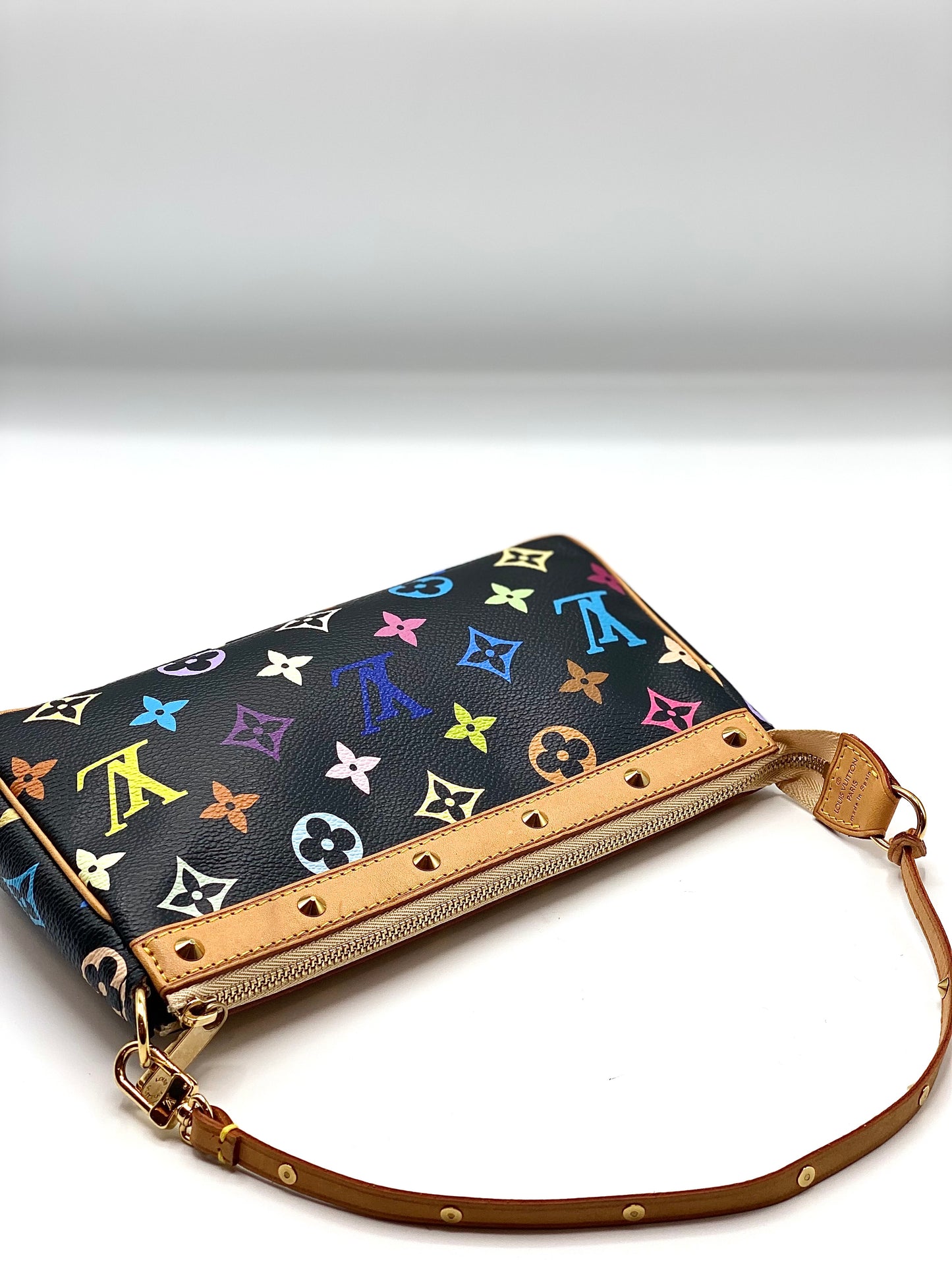 LOUIS VUITTON | Takashi Murakami Pochette Accessoires