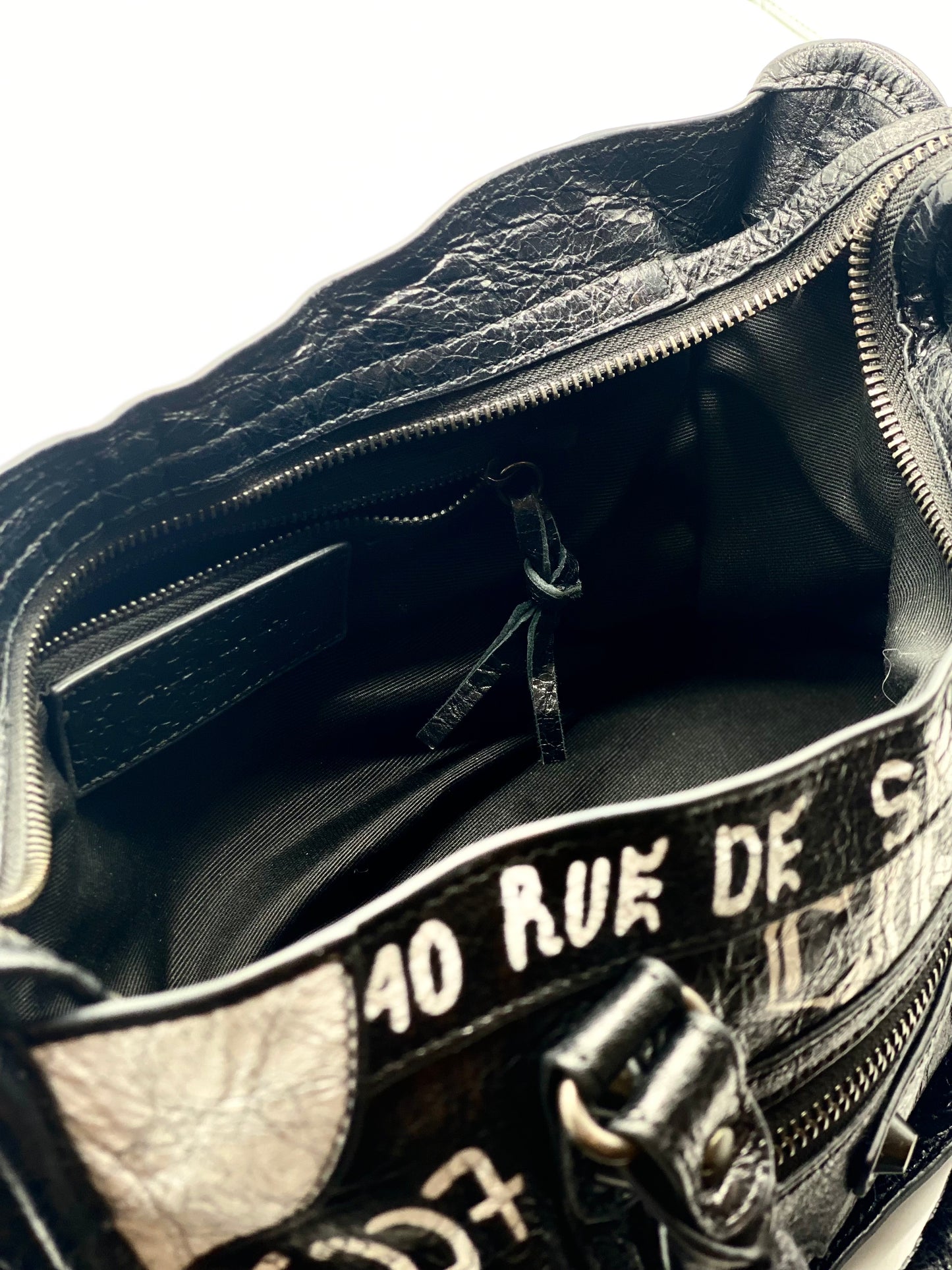 BALENCIAGA | Le City Graffiti Limited Edition