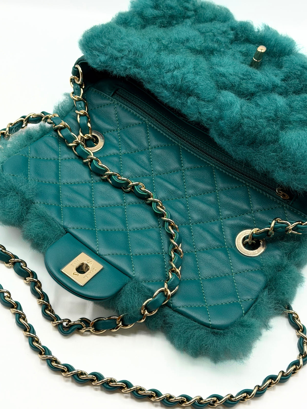 CHANEL | CHANEL SINGLE FLAP GREEN SHEARLING