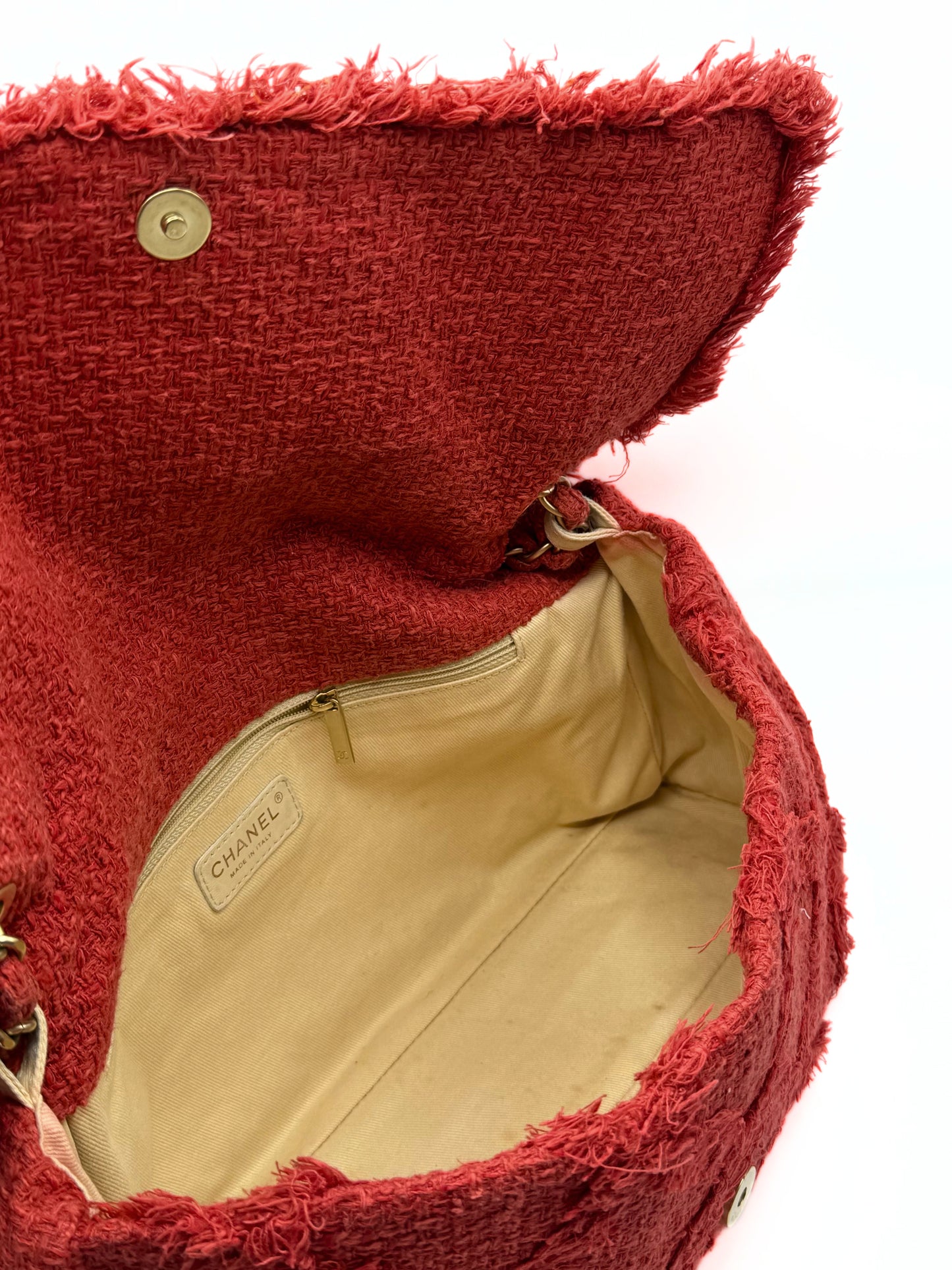CHANEL | Red Diamond Stitch Tweed Maxi "Nature Flap" Bag