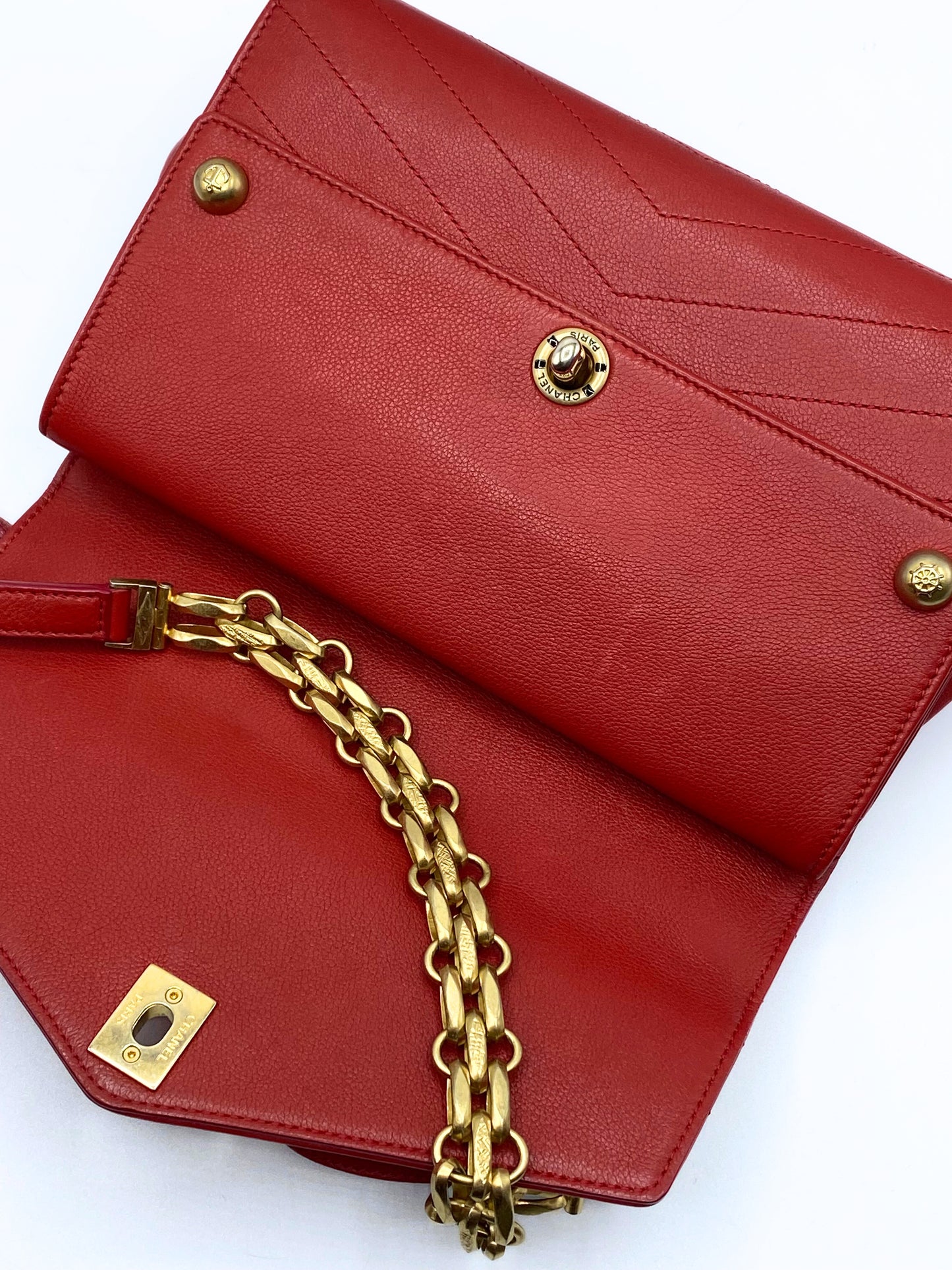 CHANEL | Cruise Flap Chevron Shoulder Bag