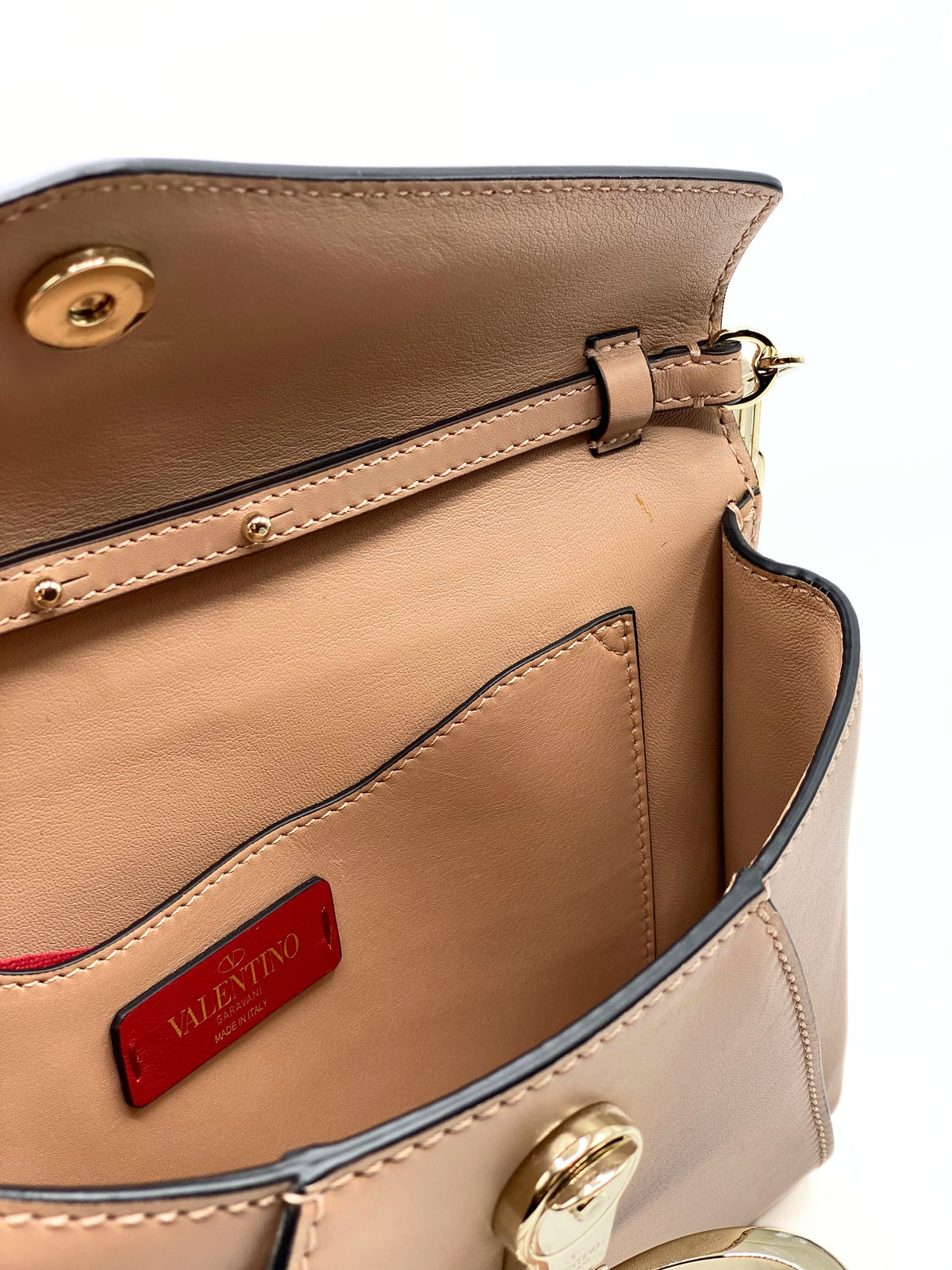 VALENTINO | V Rivet Clutch
