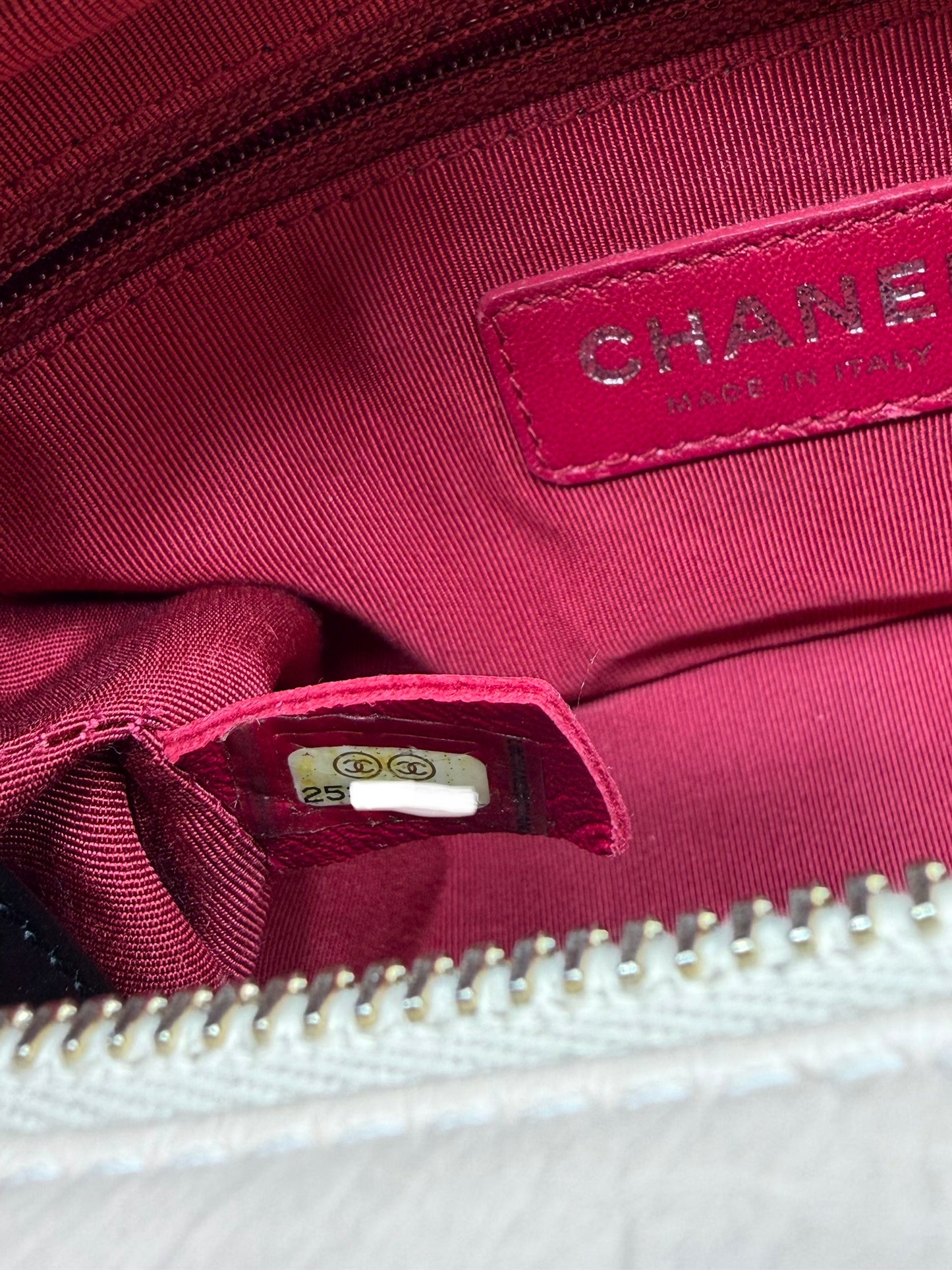 CHANEL | Gabrielle Small Hobo Bag in Beige & Black