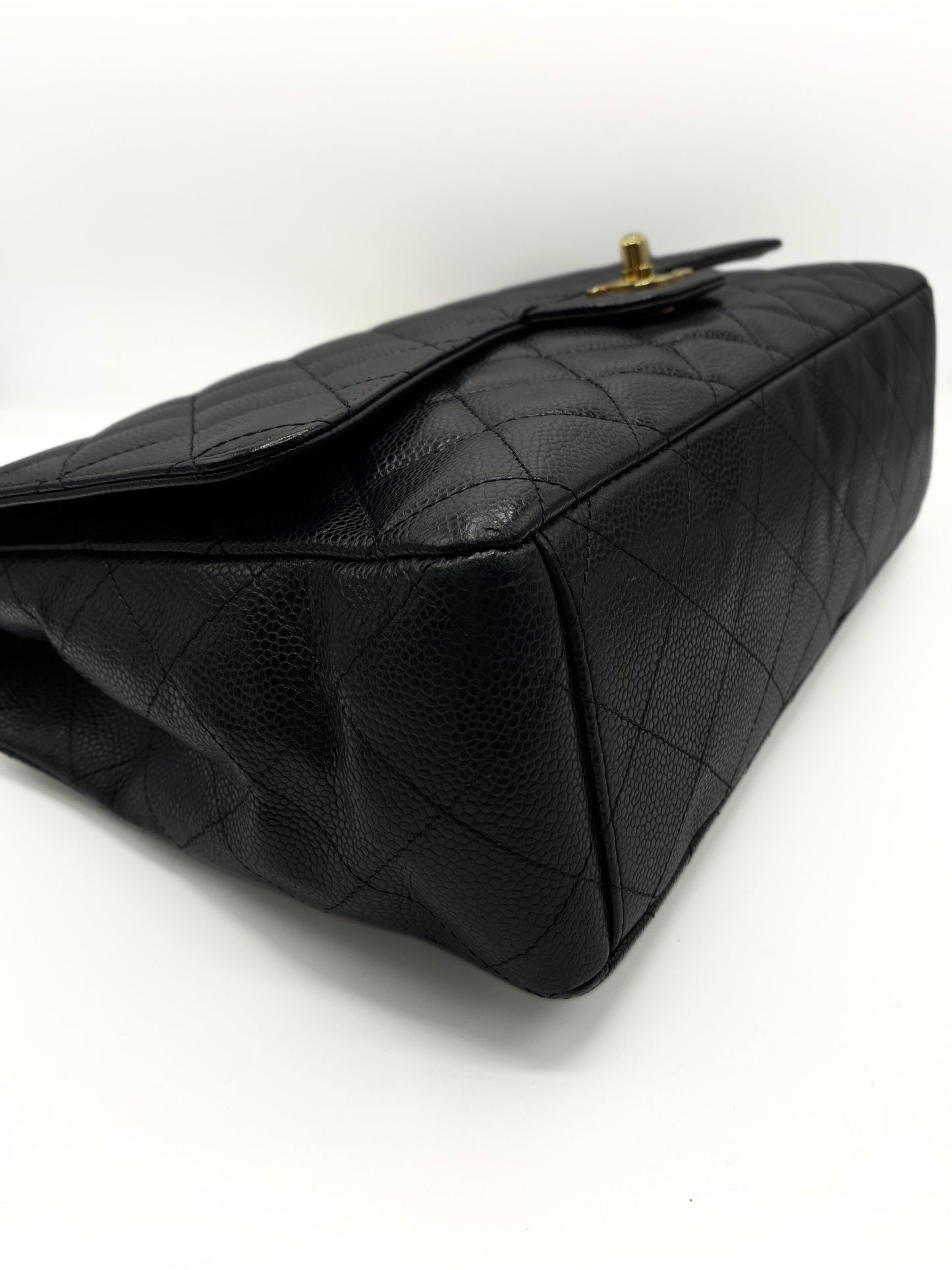 CHANEL | Maxi Jumbo Black Caviar