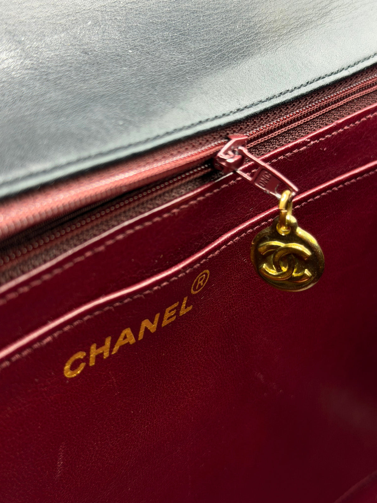 CHANEL | Maxi Logo Black Vintage
