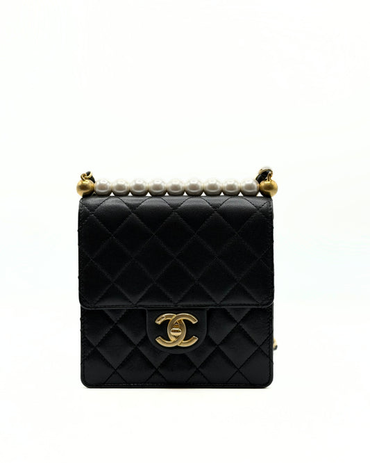 CHANEL | Mini Chic Pearl