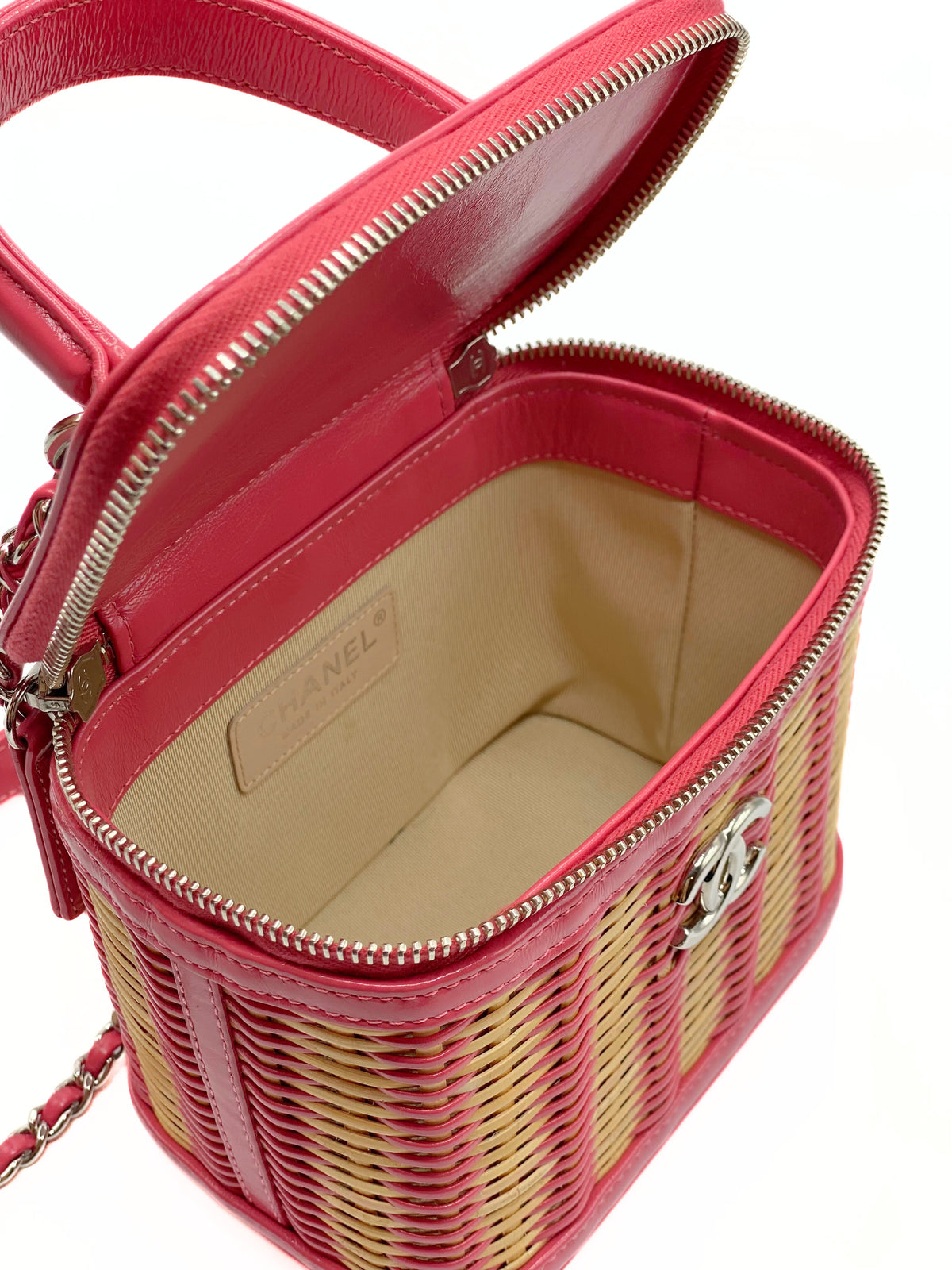 CHANEL | Vanity Small Pink in Vimini