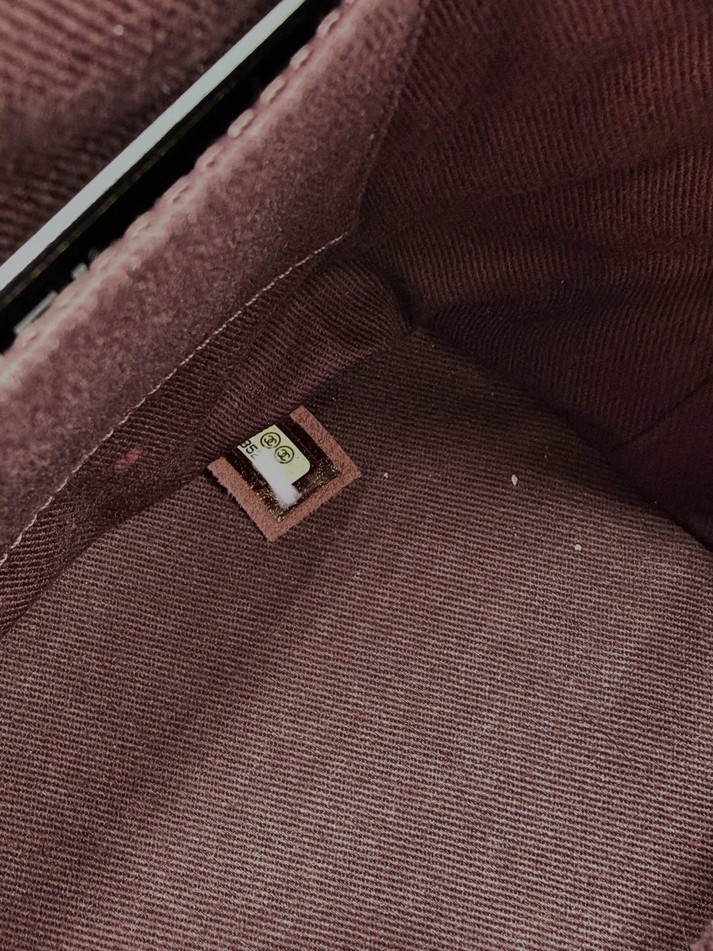 CHANEL | Globe-Trotter Vanity Bag