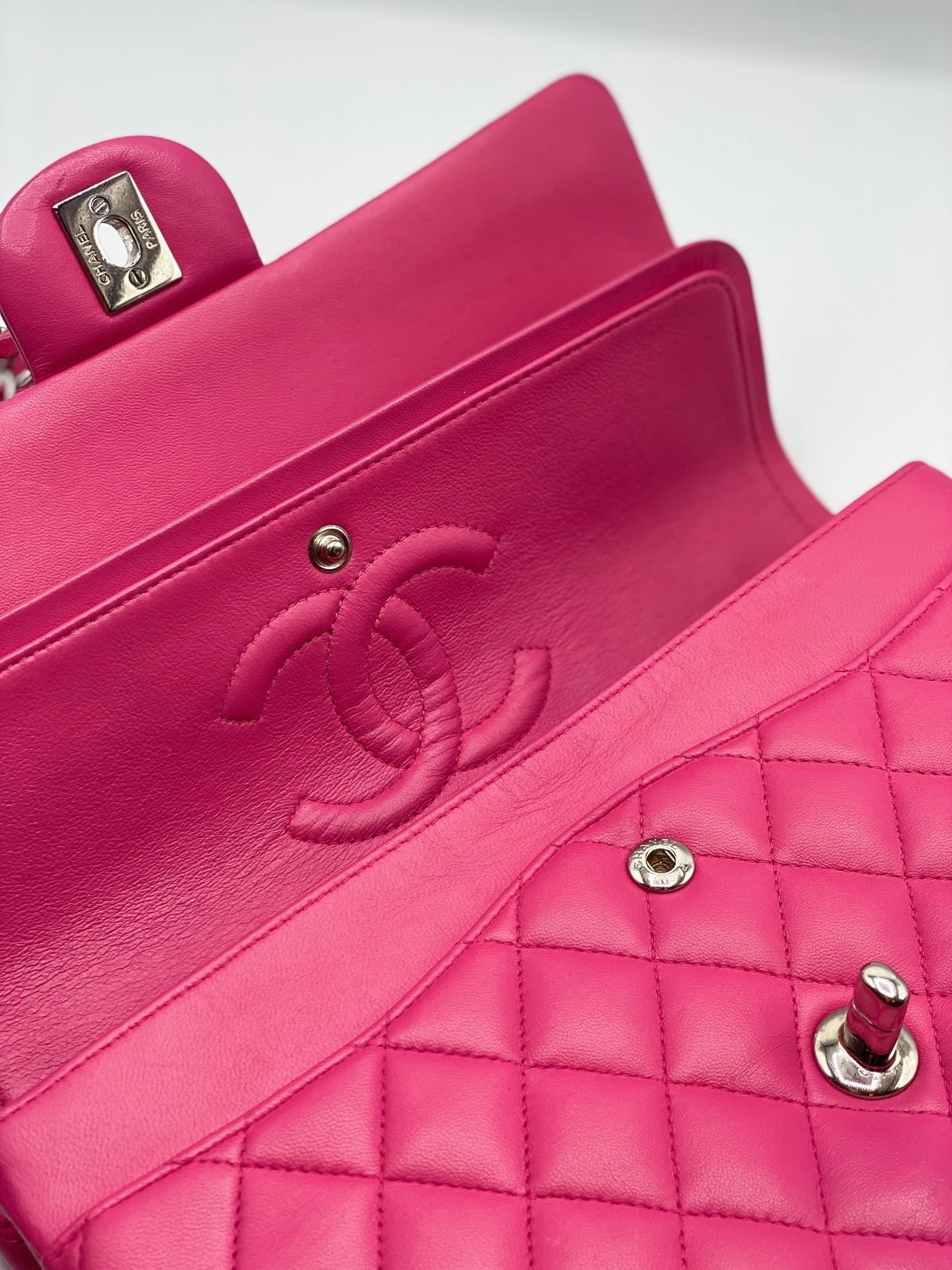 CHANEL| Classic Medium Double Flap in Pink Lambskin Leather