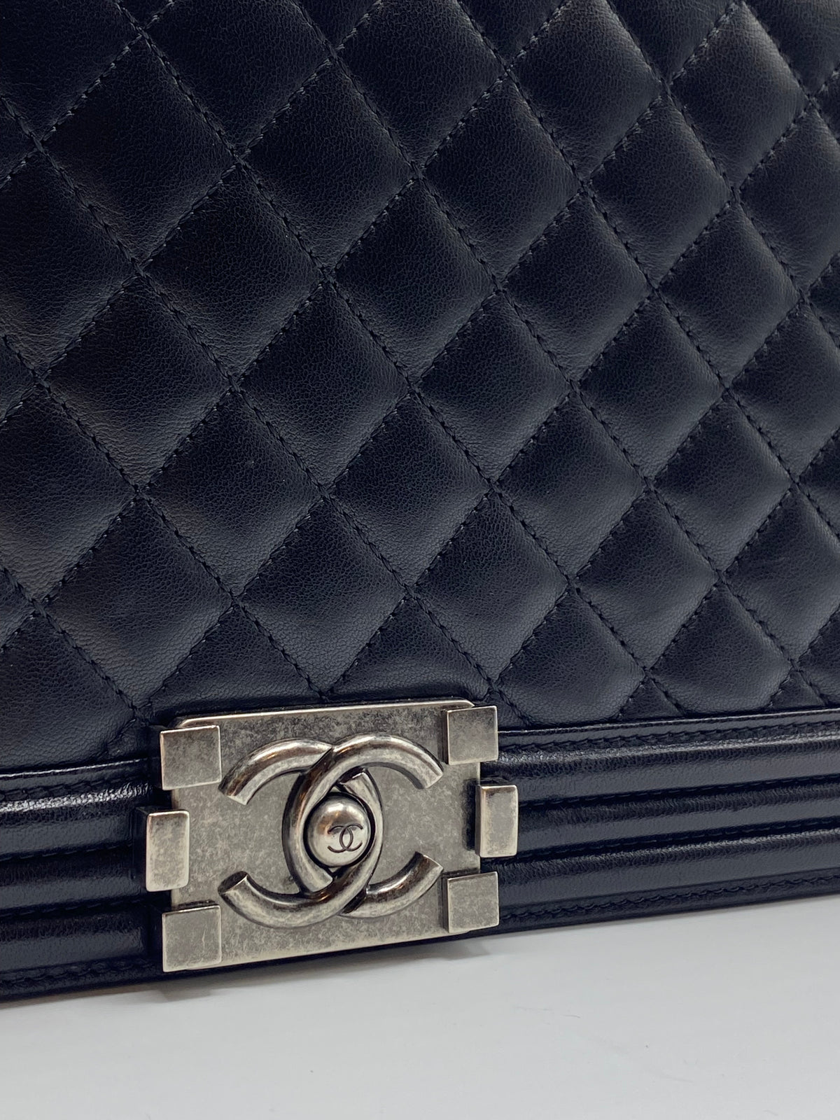 CHANEL | Large Black Quilted Leather Large Boy Bag